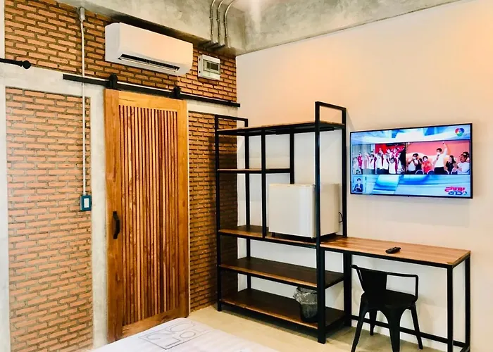 Loft 202 Hotel