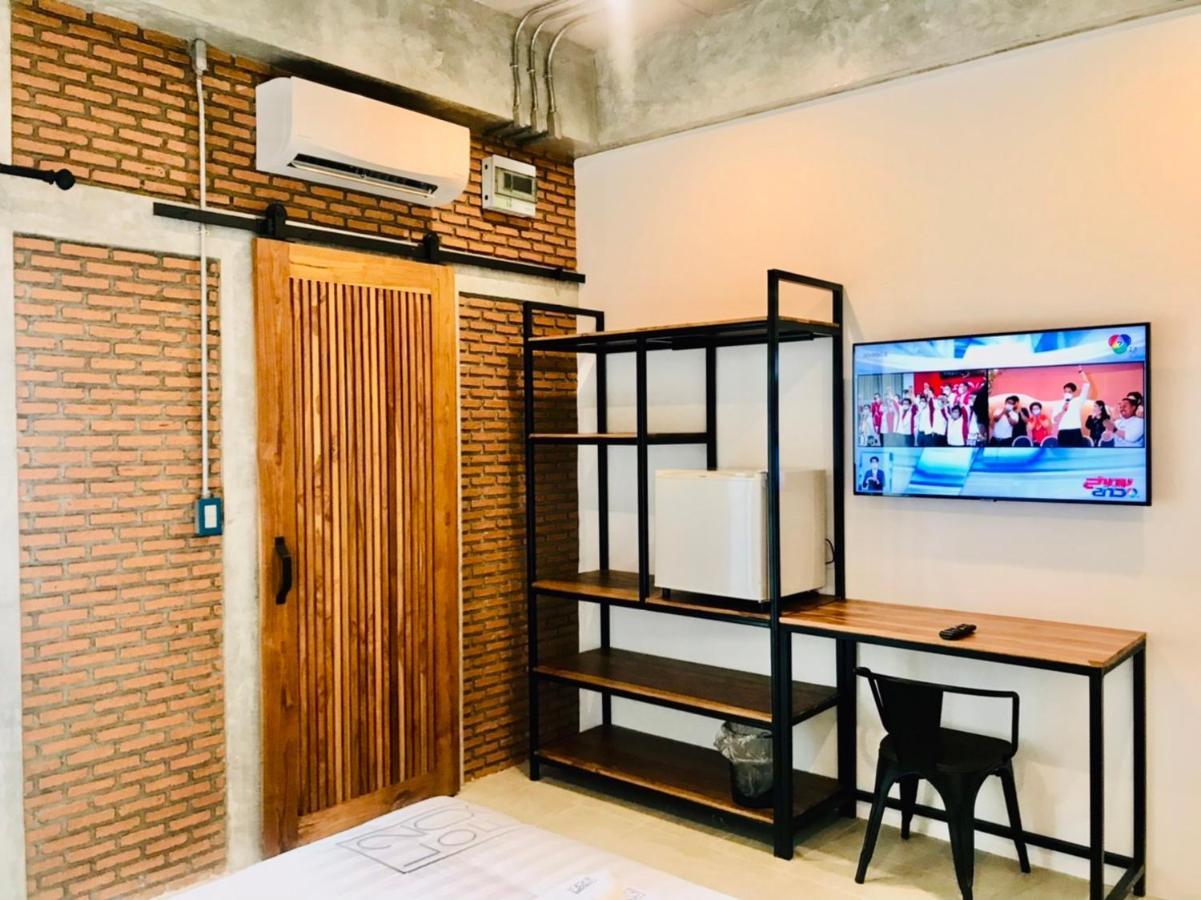 Loft 202 होटल
