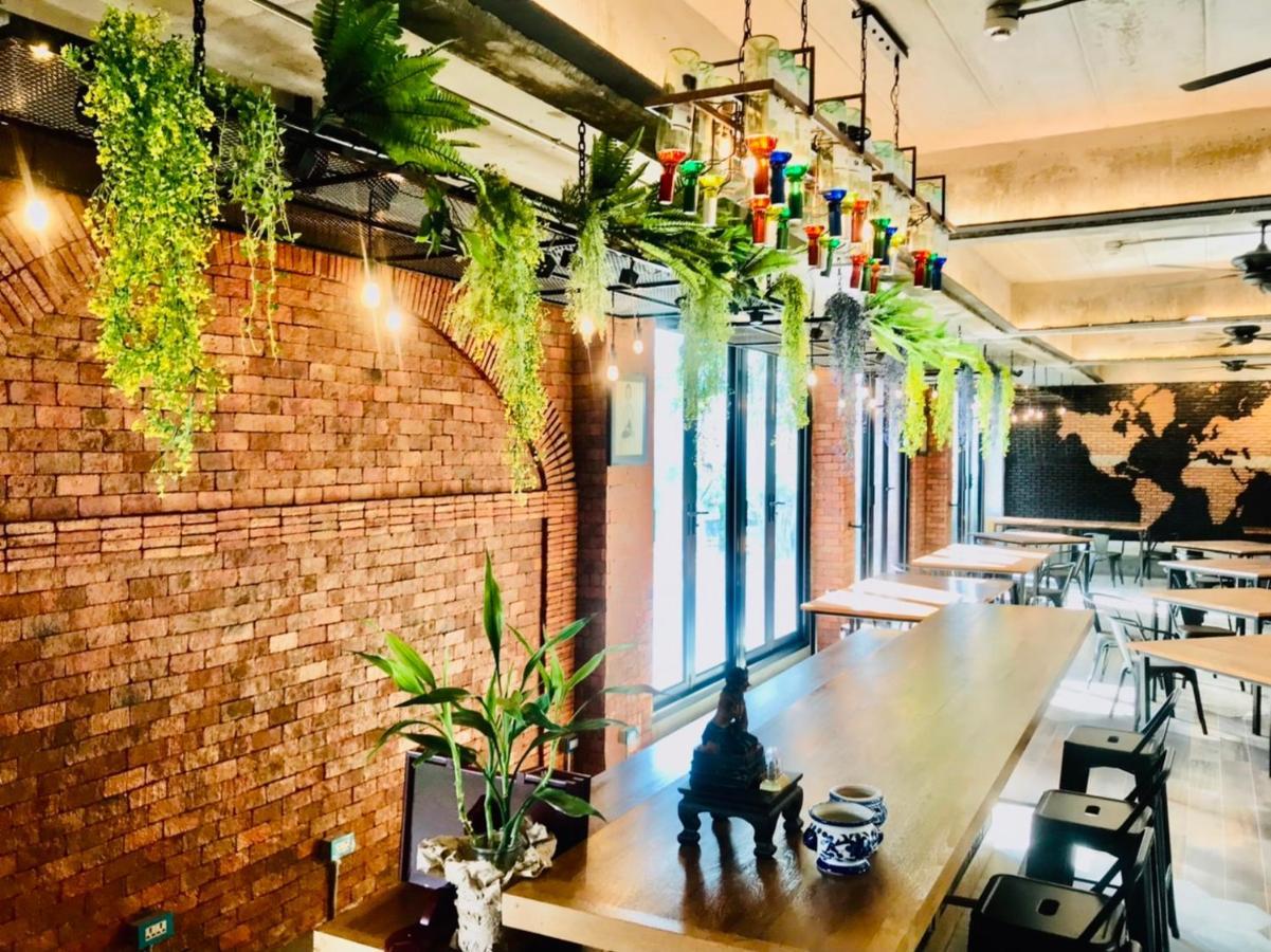 Loft 202 होटल