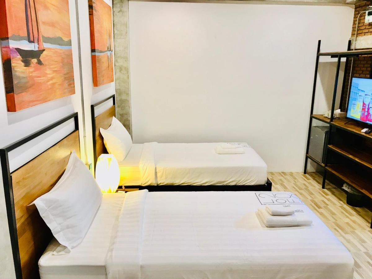 酒店 阁楼202酒店